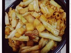 -内蒙焖面大盆骨餐馆(山大路店)