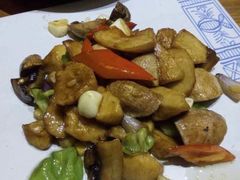 炒蘑菇-云海肴·汽锅鸡·云南菜(天津国金汇店)