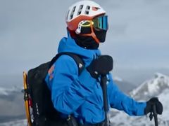 -乔波室内滑雪场