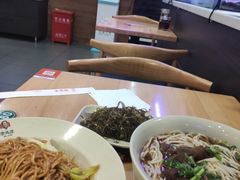 -李先生牛肉面大王(成都东站西广场店)