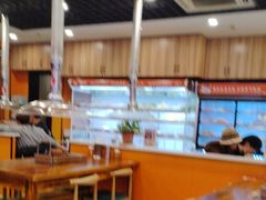 -哈尔滨小酒馆·鲜肉现穿自助烧烤(康新花园店)