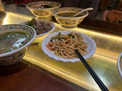 -金杨拉面王小吃面馆·牛三宝面·红烧牛肉粉