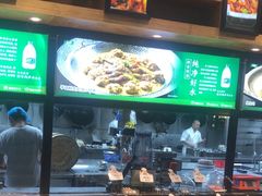 -黄泥岗·地道湖北菜(奥特莱斯店)