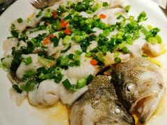 葱油淋鲈鱼-岭南真味·匠心粤菜(K11店)