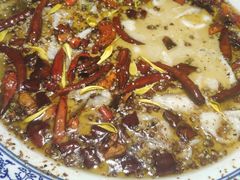 -桂二老坛酸菜鱼(三街两巷店)