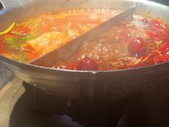 -湊湊火锅·茶憩(新中关购物中心店)