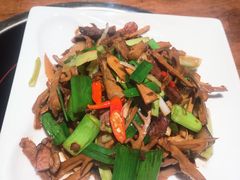 -黑鸡小馆(金源店)