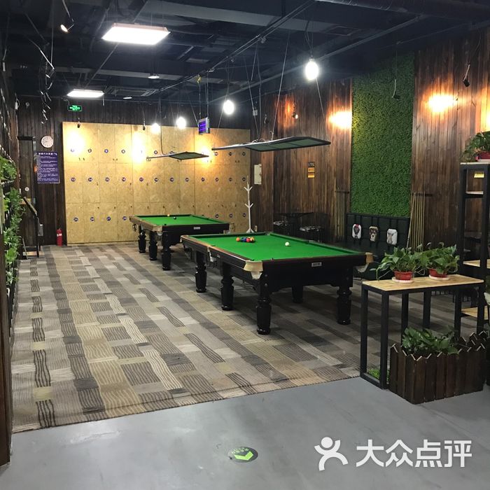 李拜天射箭主题轰趴馆