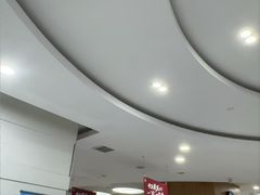 -雅悦齿科(顾村公园店)