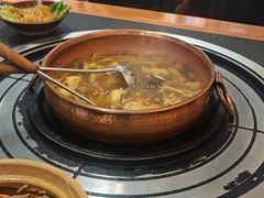 -阿山卓·野生菌火锅·纳西火塘烤肉