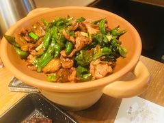 拾味小炒黑猪肉-拾味馆·浓鲜骨汤(光谷天地店)