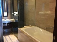 -上海龙之梦万丽酒店