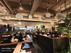 -六福烧烤酒馆(秦隆步行街店)