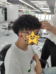 点击看大图 -宫铭烫发染发接发店