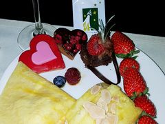 -澳门旅游塔360°旋转餐厅(南湾湖广场店)