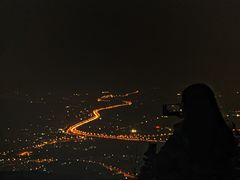 -鬼笑石后山停车场