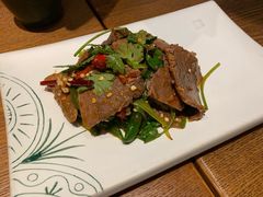 彝家手撕美人椒牛肉-云海肴·汽锅鸡·云南菜(苏州中心店)