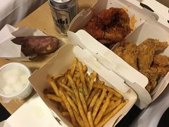 -BHC炸鸡(明洞总店)