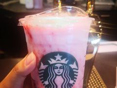 草莓酸奶星冰乐SYOG-星巴克(来福士2F店)