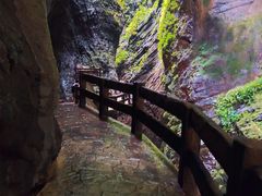 -龙水峡地缝景区
