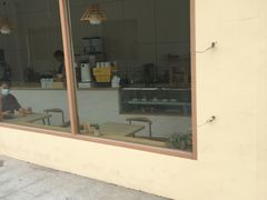 门面-simple hut简屋咖啡