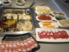 -海底捞火锅(新松江路生日主题店)