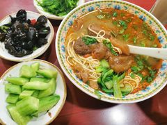 -金杨拉面王小吃面馆·牛三宝面·红烧牛肉粉