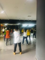 -5KM舞蹈街舞工作室
