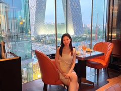 -福楼毕斯罗F Bistronome(国贸商城约会地标景观店)