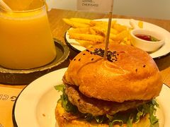 -龙治汉堡(中华城店)