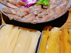 -隐樂門·活牛蛙火锅酒馆