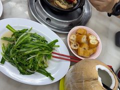 -新峰肉骨茶(总店)