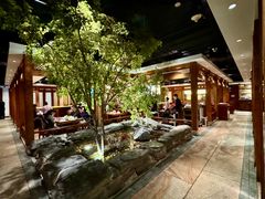 -萨拉伯尔(燕莎友谊商城店)