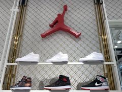 -NIKE KICKS LOUNGE体验店(北京新中关店)