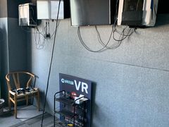 -VR 间客漫·PS电玩·虚拟现实包间游戏电竞(街道口店)