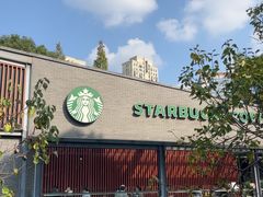 -星巴克(成都天府水街店)