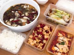 -姚姚酸菜鱼·金戈戈香港豉油鸡(喜荟城联名店)