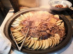 卤煮火烧-门框胡同百年卤煮(前门煤市街店)
