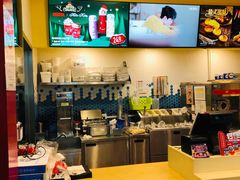 -DQ·蛋糕·冰淇淋(大宁国际商业广场店)