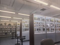 -无奔眼镜·蔡司·依视路授权店(马家堡店)