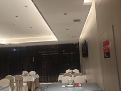 -艳阳天民俗村(公园路店)