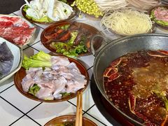 -重庆故事姊妹老火锅(财经学院店)