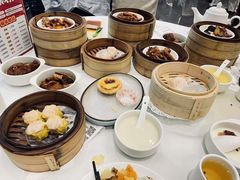 -万龙洲海鲜(大兴绿地缤纷城店)