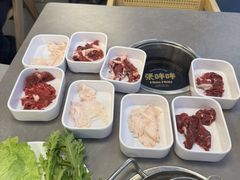 -张哞哞·鲜切牛肉自助火锅(高德置地店)