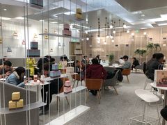 大堂-奈雪的茶(市百一店)