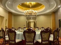 包厢-巴扎美食·新疆菜·西域歌舞表演餐厅(新疆大厦店)