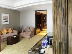 -北京朝阳悠唐皇冠假日酒店