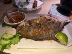 香煎鲳鱼-大头虾越式风味餐厅(光明广场店)