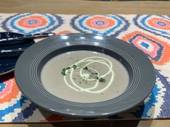 油蘑菇汤-艾蜜西餐厅(梅园店)