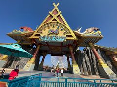 -七彩云南欢乐世界